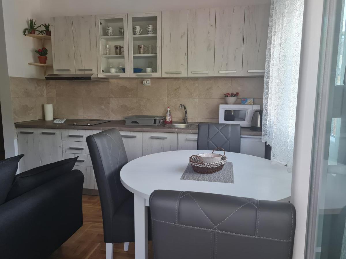 Apartman Tim Lux 2 Vrnjačka Banja エクステリア 写真